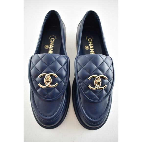 Chanel 21B Blue Quilted Flap Turnlock CC Logo Gold Mule Slip On Flat Loafer 42 - Picture 1 of 11